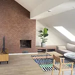 2-Zimmer-Wohnung In Hamburg Am Flughafen