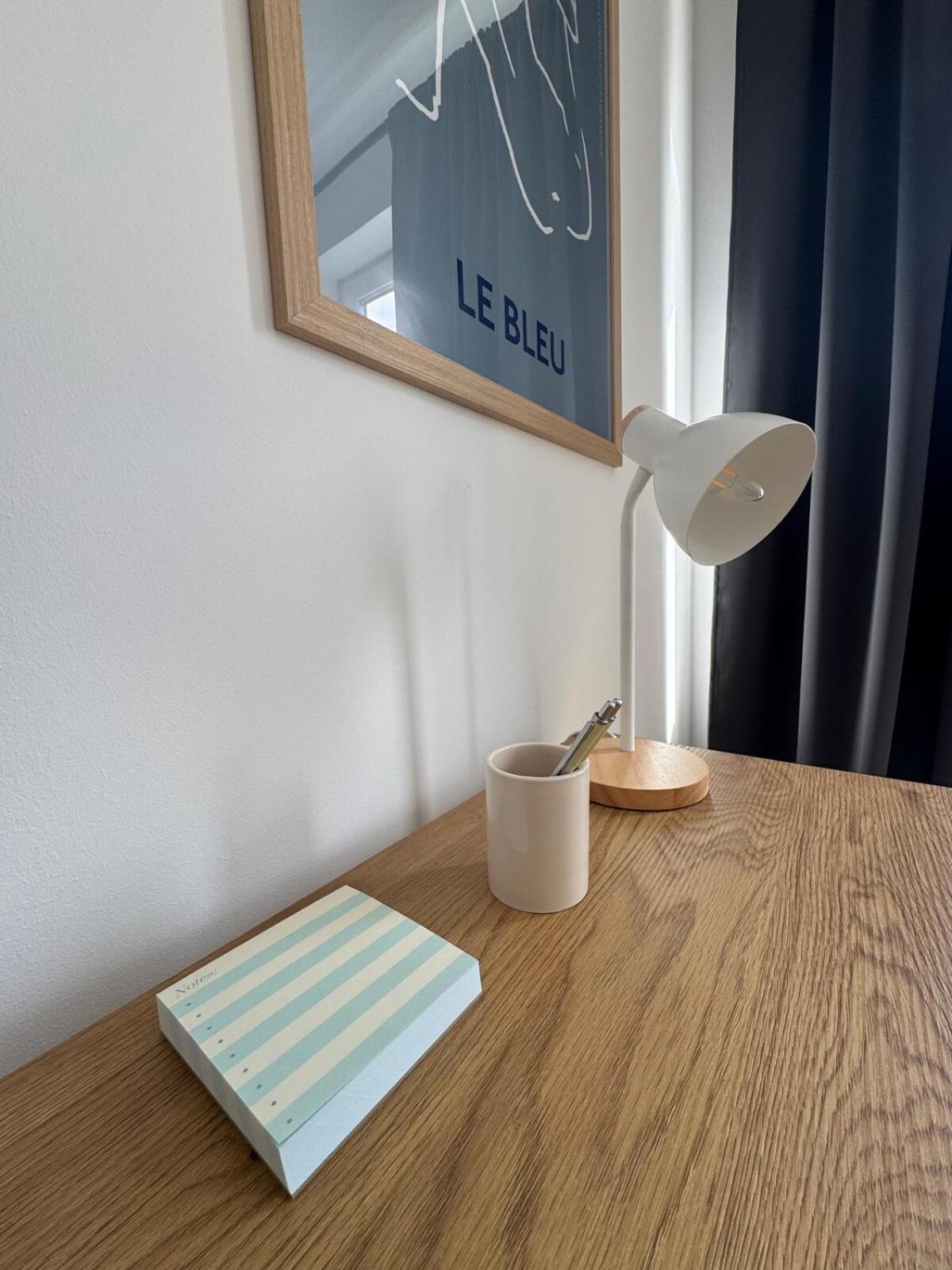 2-zimmer-wohnung In Am Flughafen Apartment